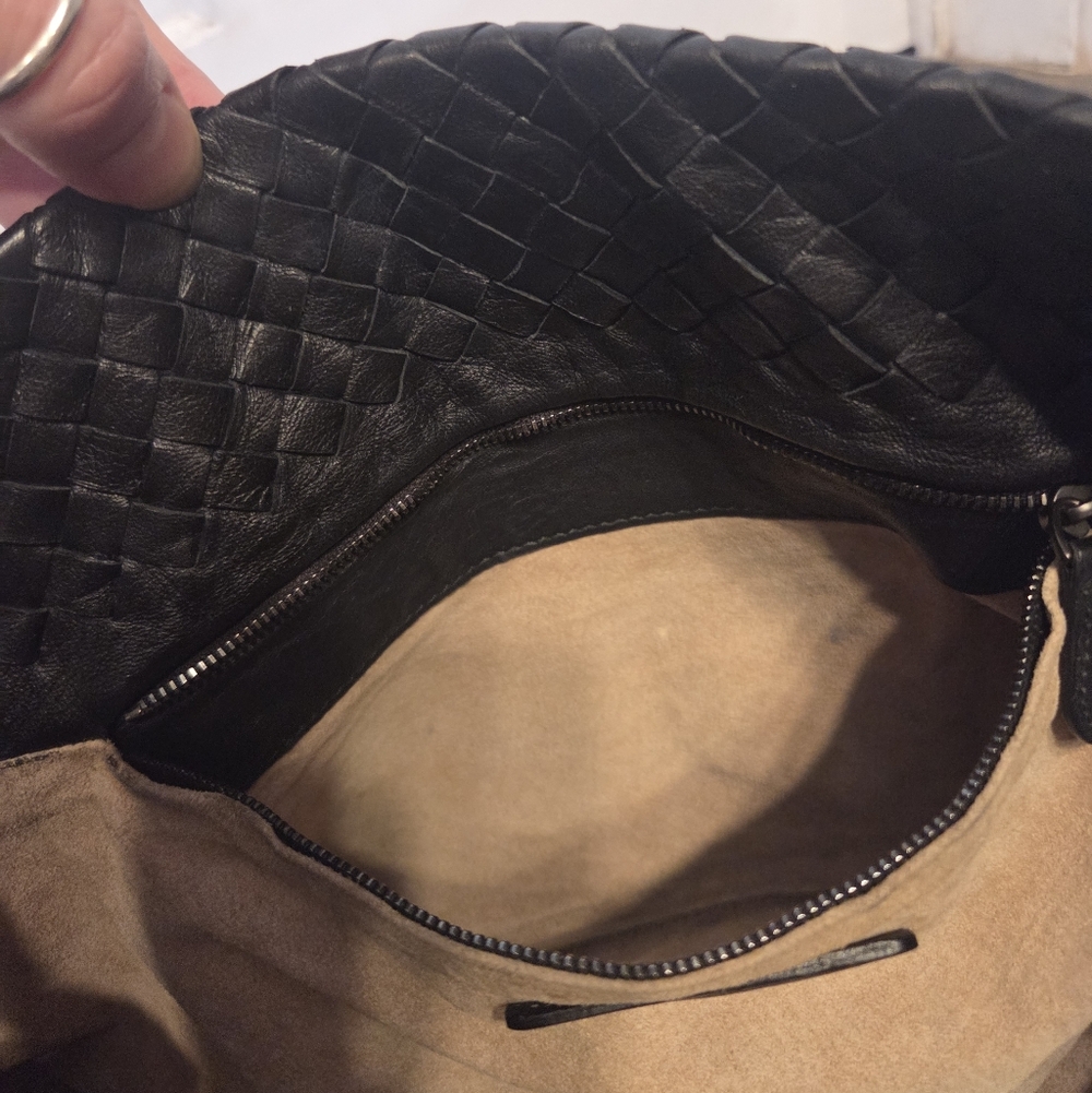 BOTTEGA VENETA Intrecciato Tote Bag Medium Bella Garda Nappa Leather Black Woven - Picture 11 of 16